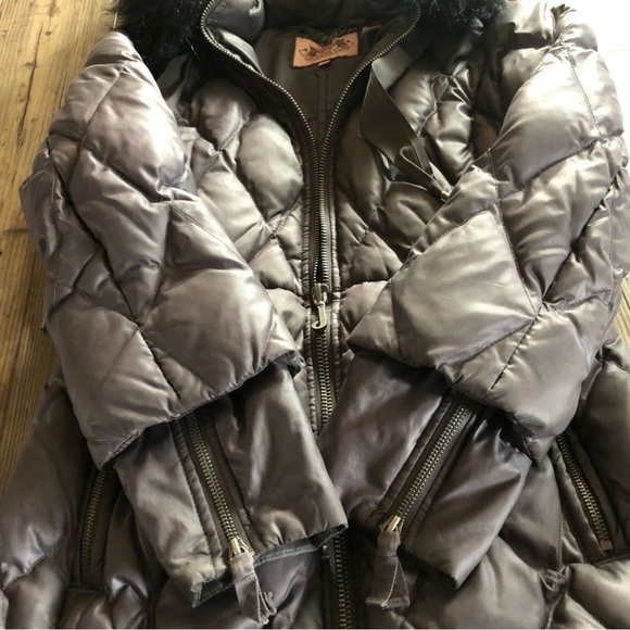 Juicy Couture Women’s Hooded Full Zip Puffer Down Jacket Removable Fur Sz. M - Picture 5 of 13